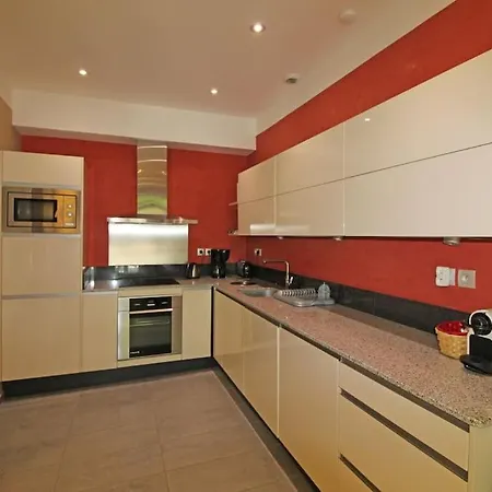 Apartment Collioure, De Charme Place Du Marche Avec Parking A 700m Collioure