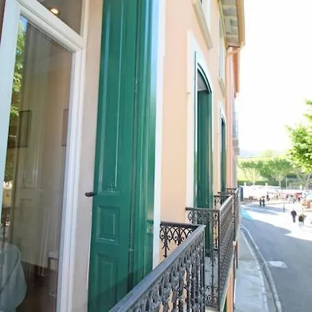 Collioure, De Charme Place Du Marche Avec Parking A 700m *
