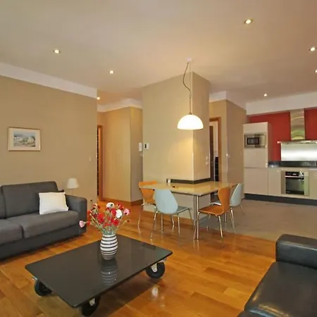 Apartment Collioure, De Charme Place Du Marche Avec Parking A 700m